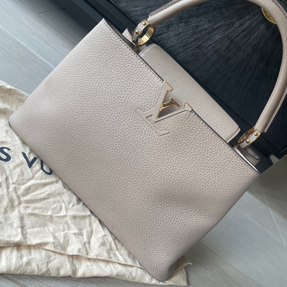 Louis Vuitton Taurillon Capucines MM